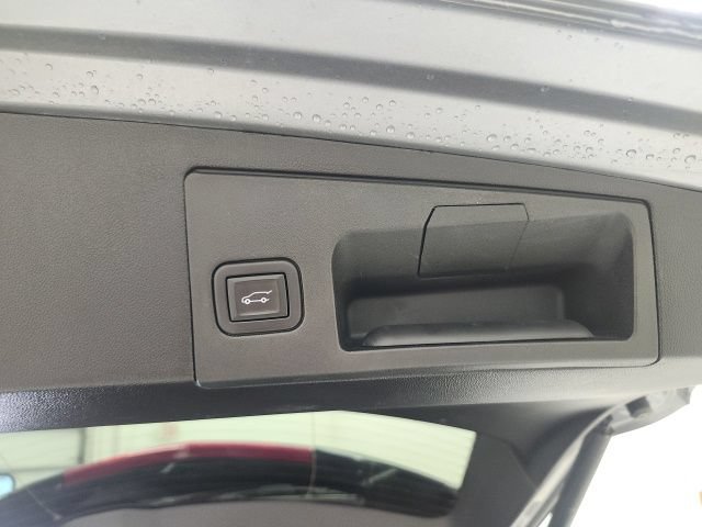 Used 2024 Cadillac XT5 Luxury FWD image 27
