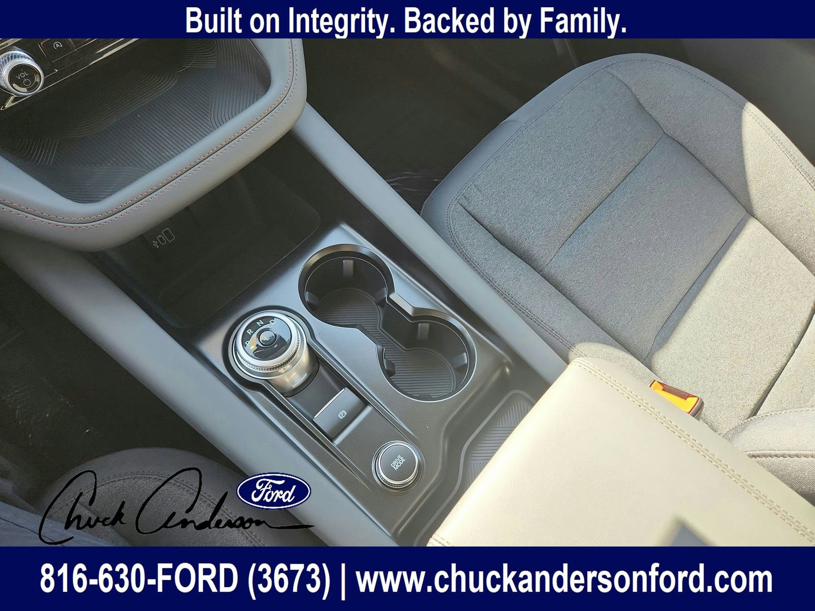 New 2026 Ford Explorer Active AWD/4WD image 16