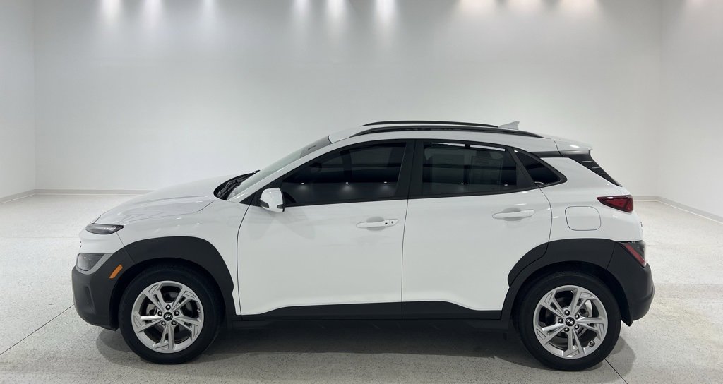 Used 2022 Hyundai Kona SEL w/ Cargo Package image 2