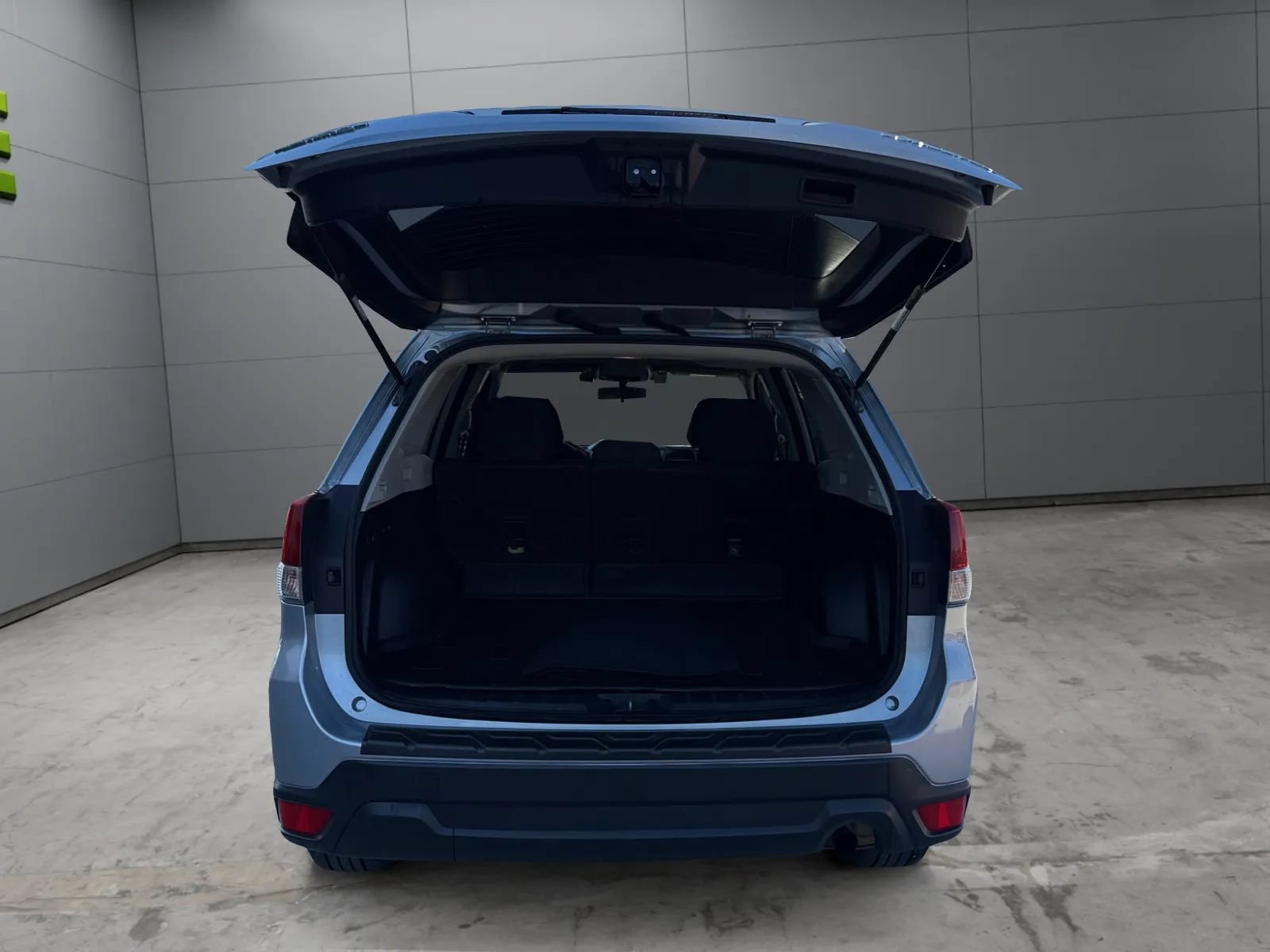 Used 2019 Subaru Forester Premium w/ All-Weather Package AWD/4WD image 9