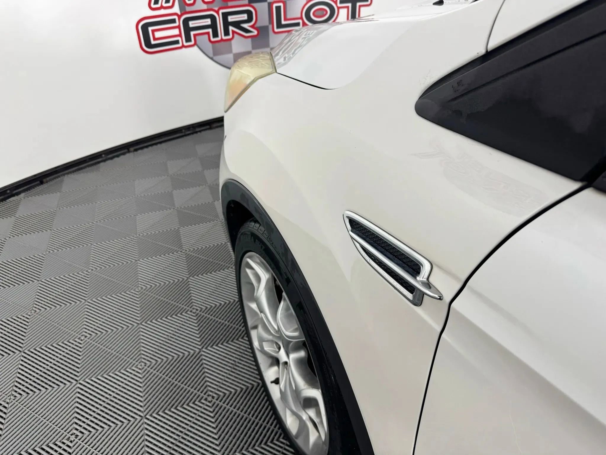 Used 2014 Ford Escape Titanium w/ Equipment Group 401A image 26