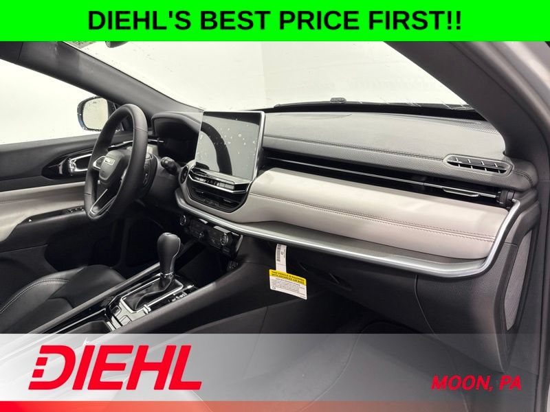 New 2026 Jeep Compass Limited AWD/4WD image 16