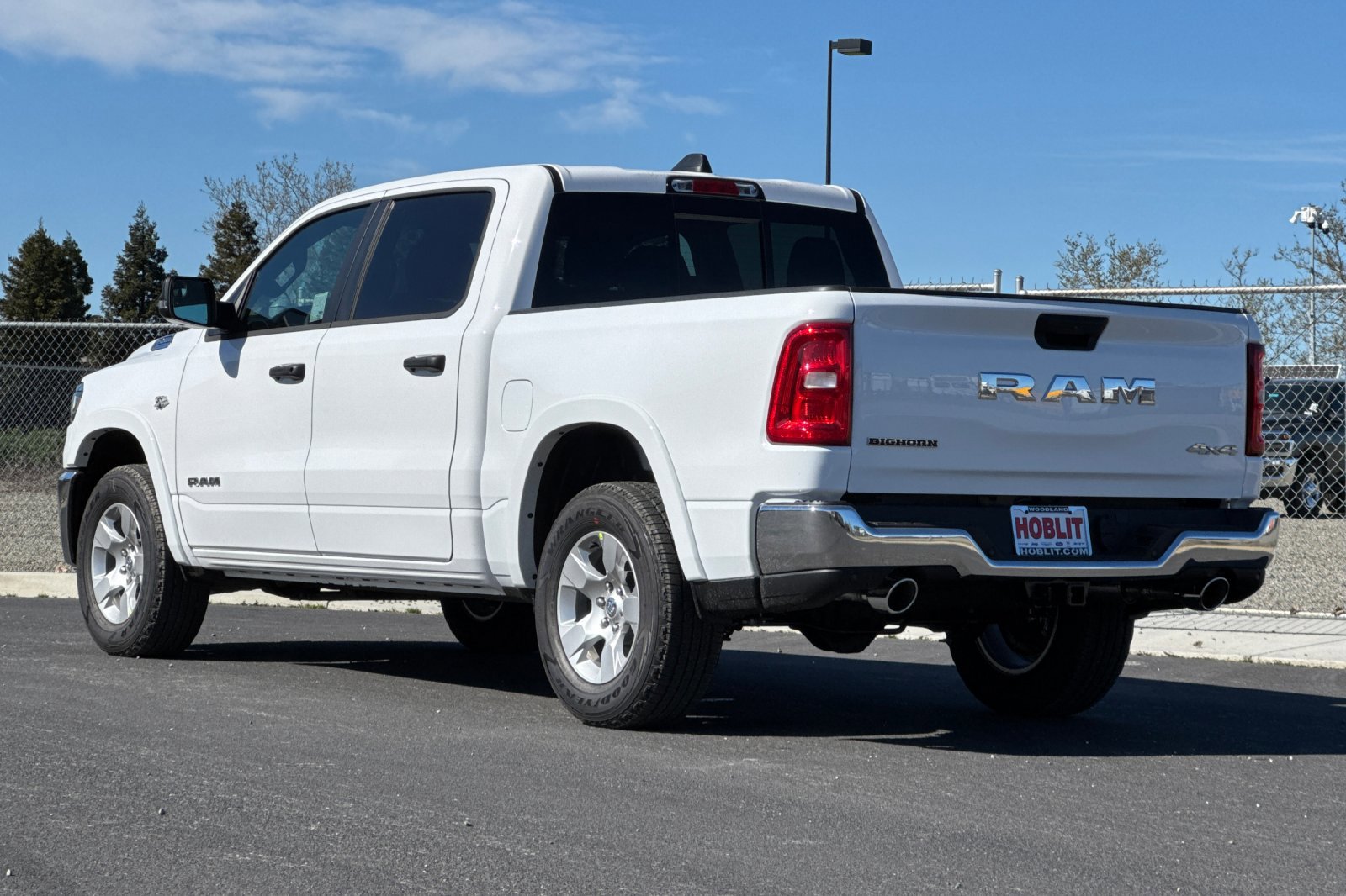 New 2026 RAM 1500 4x4 Crew Cab image 5