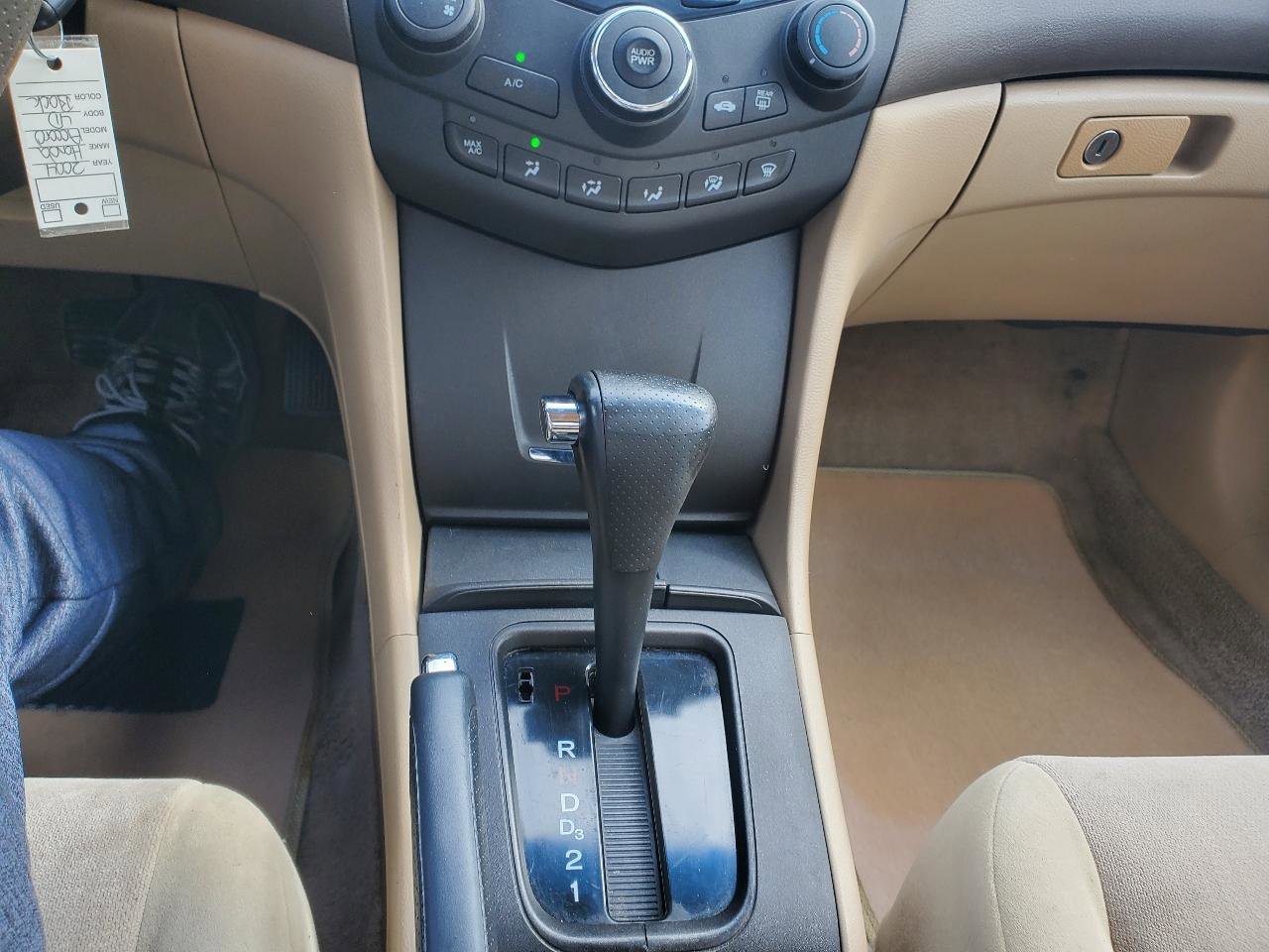 Used 2004 Honda Accord LX image 18