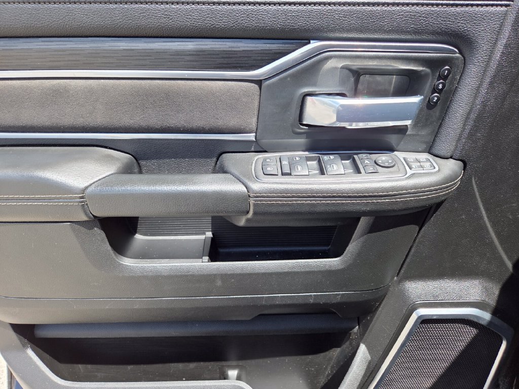 Used 2024 RAM 3500 Laramie w/ Night Edition AWD/4WD image 29