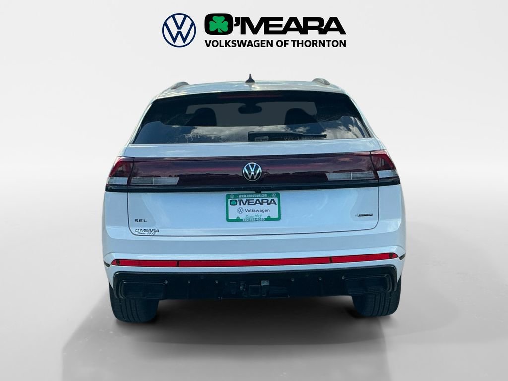 New 2026 Volkswagen Atlas Cross Sport SEL R-Line image 4