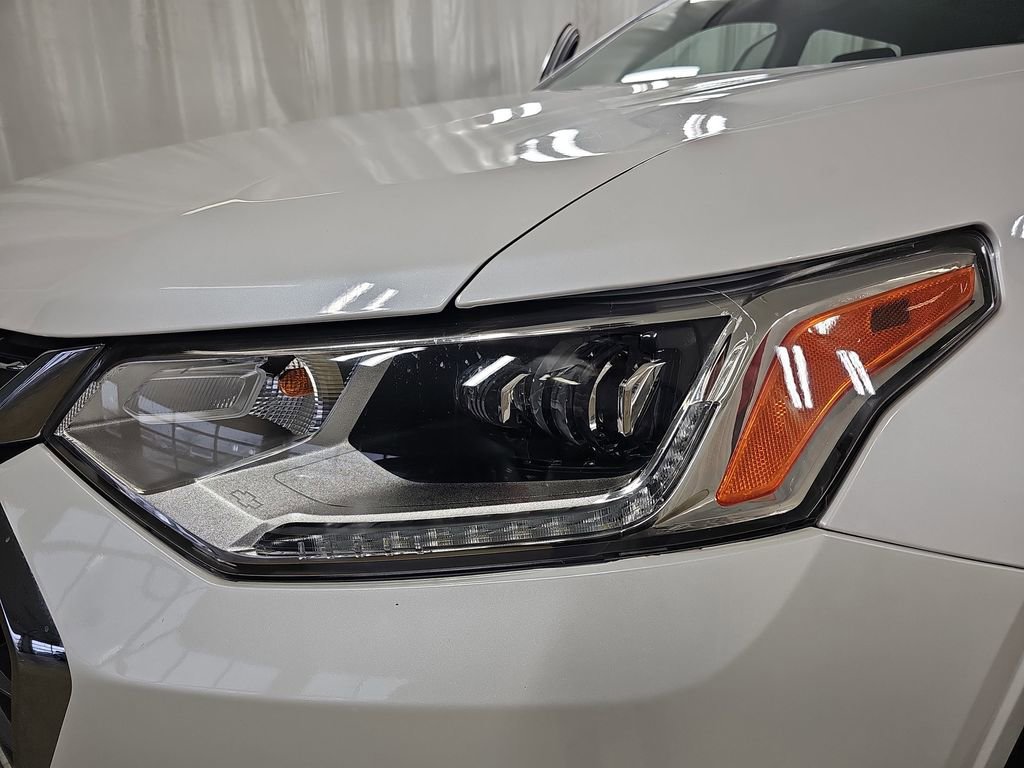 Certified 2021 Chevrolet Traverse High Country image 38