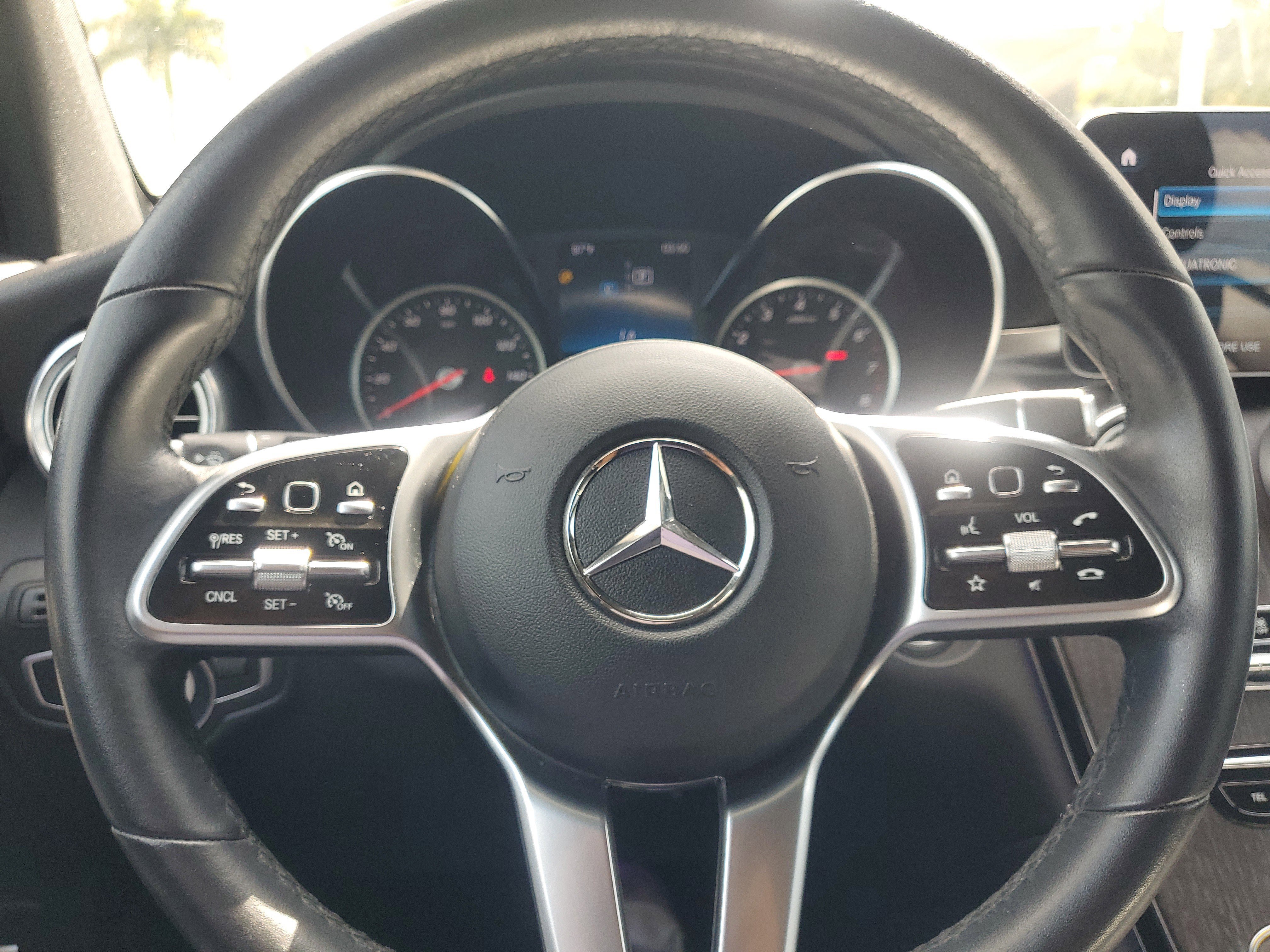 Used 2022 Mercedes-Benz GLC 300 image 24