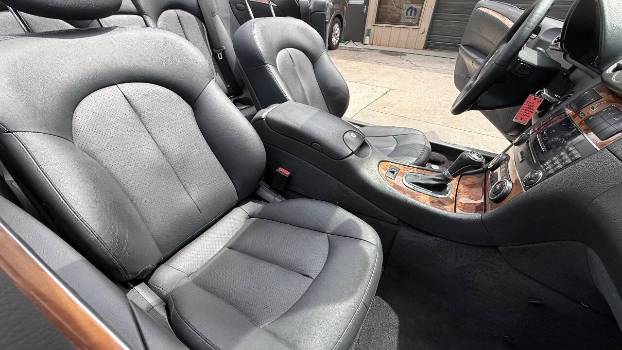Used 2005 Mercedes-Benz CLK 500 Cabriolet image 48