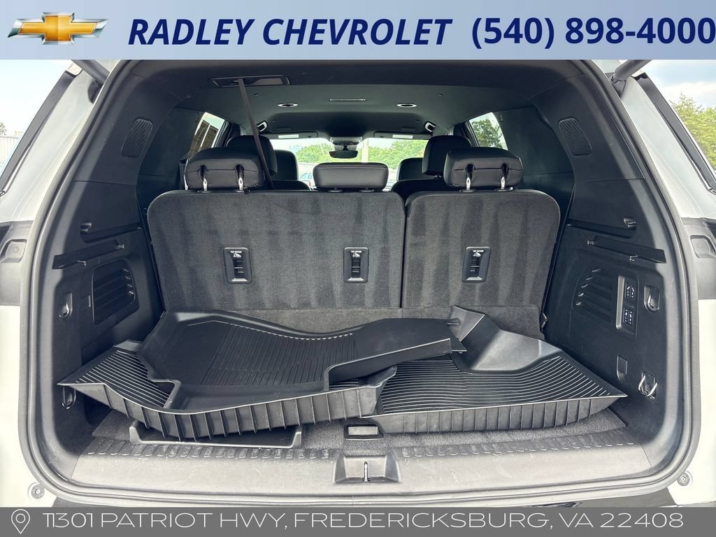 Used 2025 Chevrolet Traverse High Country w/ LPO, Floor Liner Package FWD image 16