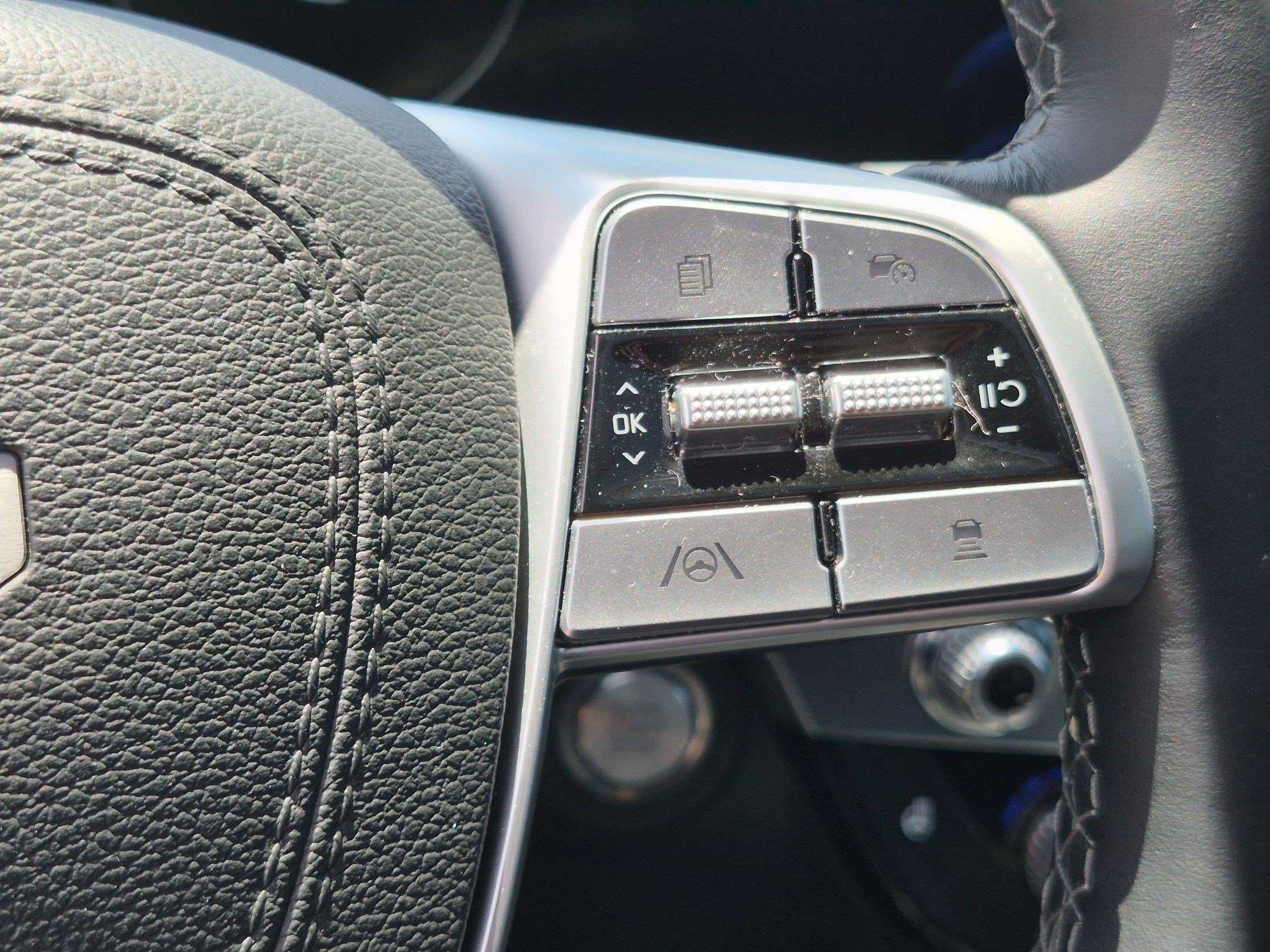 Certified 2024 Kia Telluride EX AWD/4WD image 18