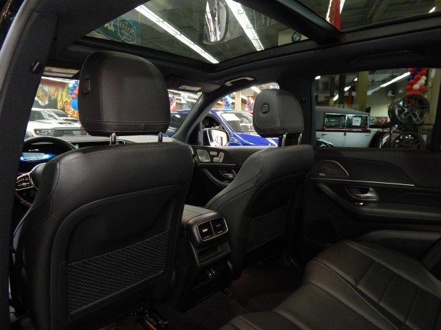Used 2023 Mercedes-Benz GLE 450 GLE 450 AWD w/ AMG Line Exterior image 35