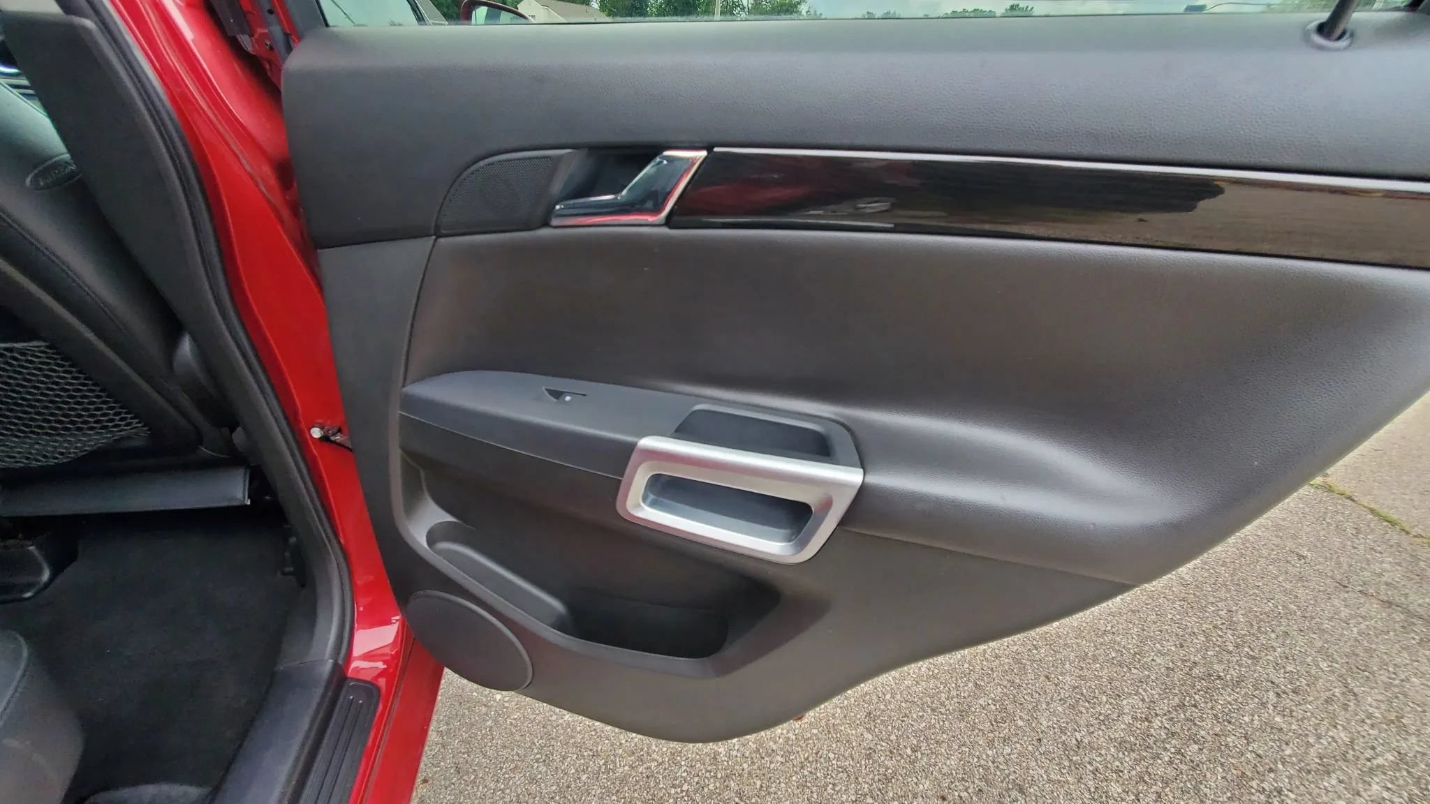 Used 2014 Chevrolet Captiva Sport LTZ FWD image 27