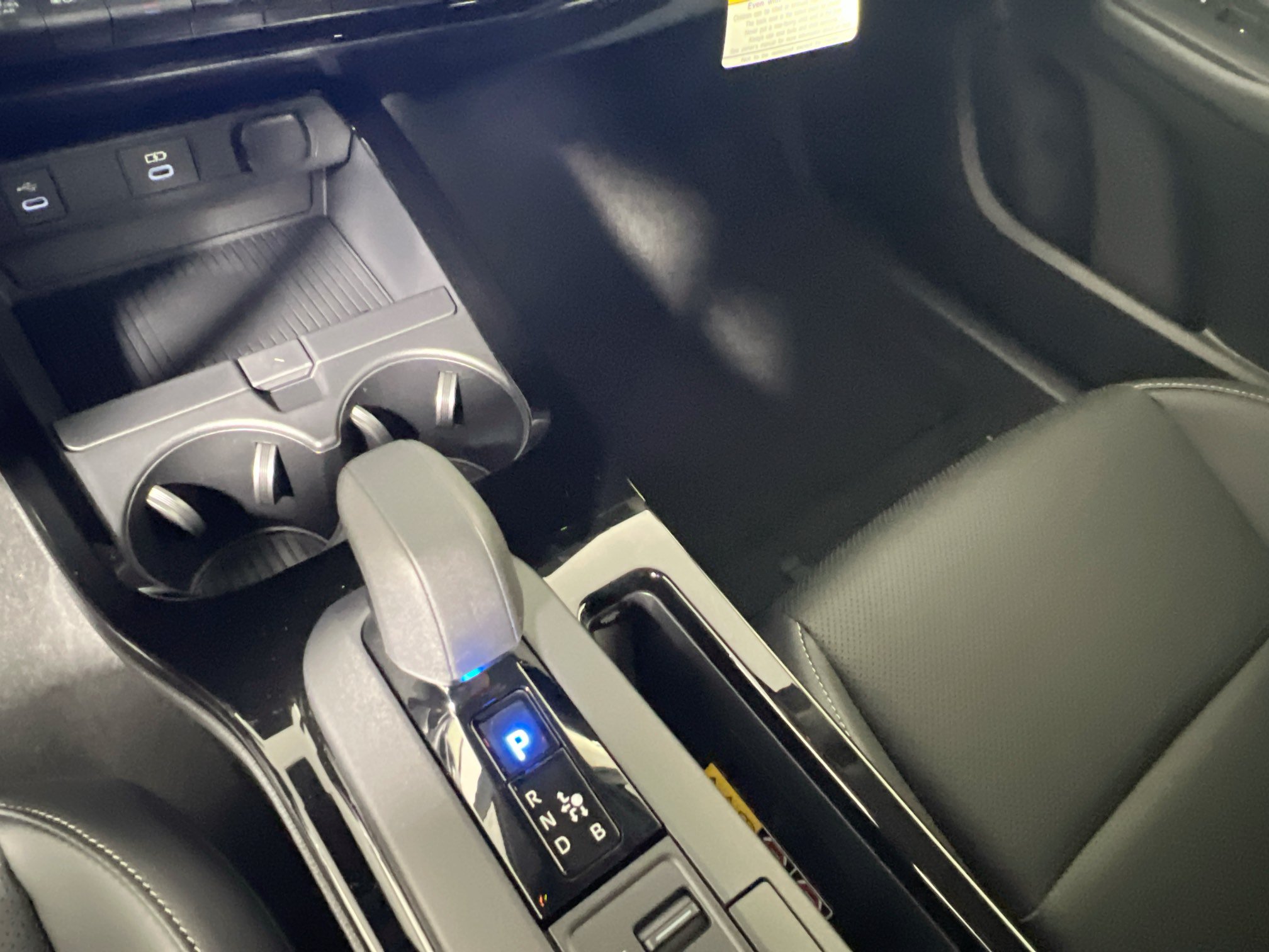 New 2027 Toyota Prius FWD image 25