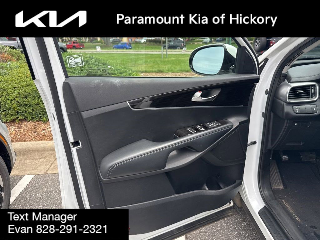 Used 2020 Kia Sorento L FWD image 10