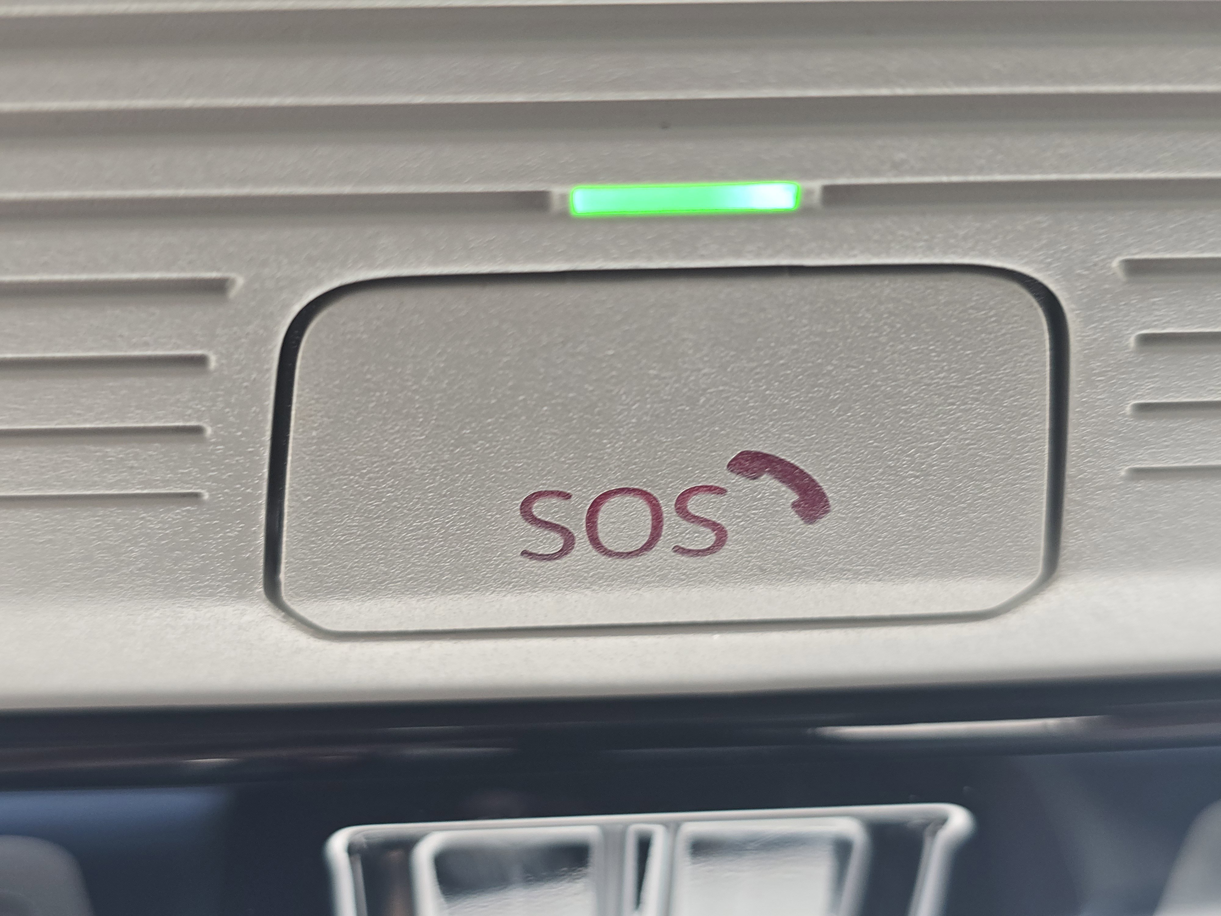 New 2025 Volkswagen Tiguan SE image 26