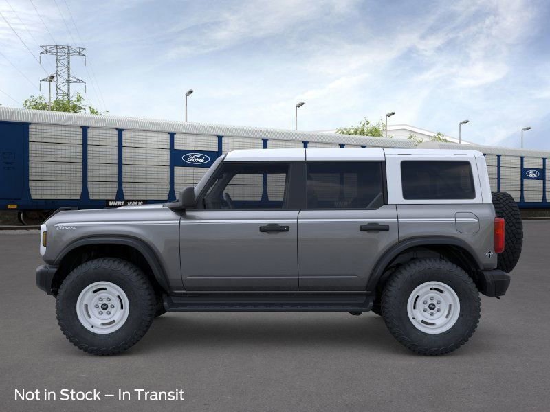 New 2026 Ford Bronco Heritage Edition image 3
