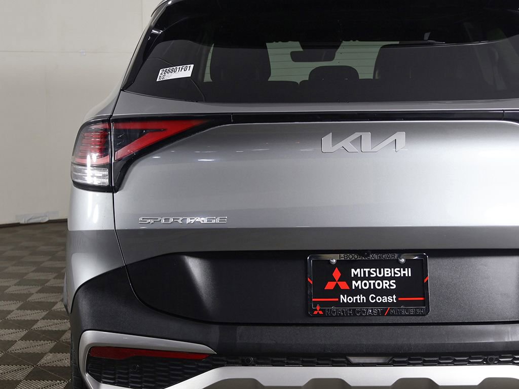 Used 2024 Kia Sportage EX AWD/4WD image 15