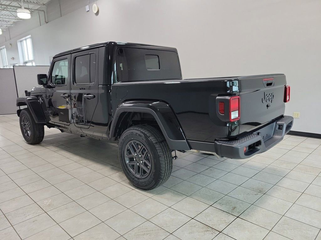 New 2025 Jeep Gladiator Sport AWD/4WD video 4