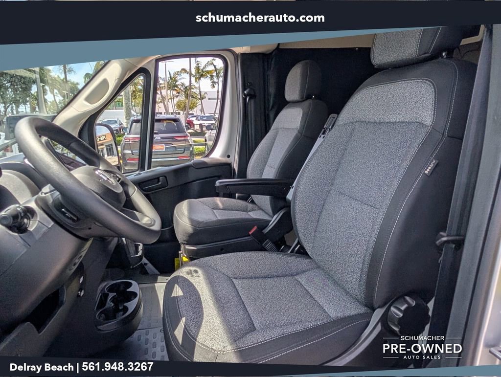 Used 2025 RAM ProMaster 3500 w/ Storage Group FWD image 11