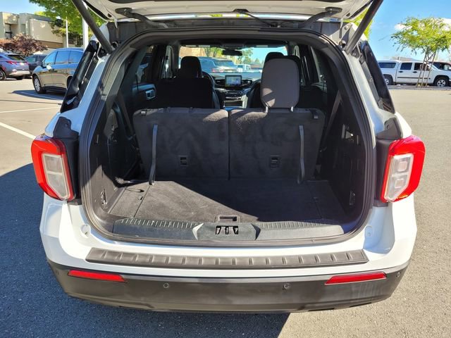 Used 2020 Ford Explorer XLT image 12
