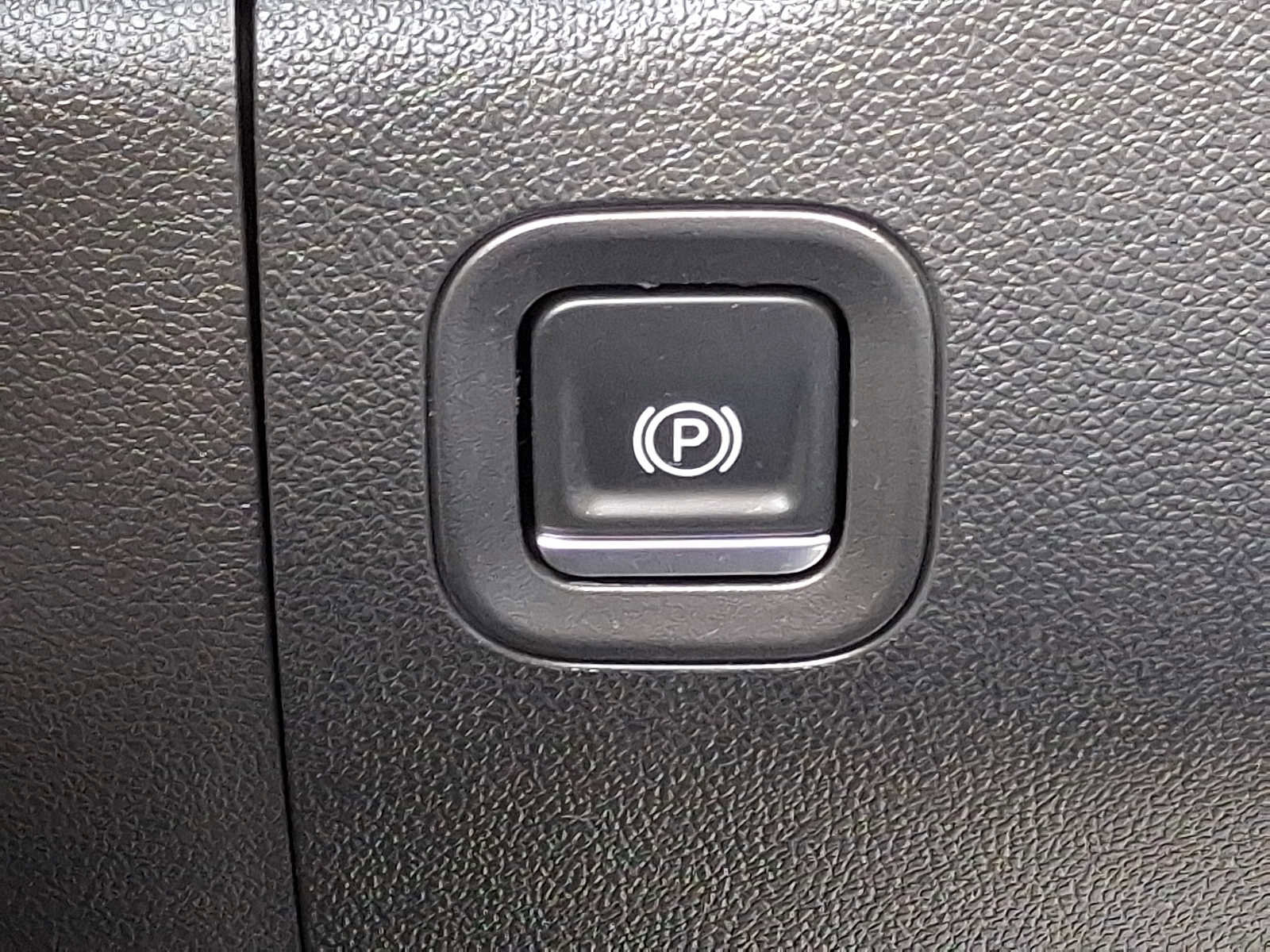 Used 2021 Chevrolet Silverado 1500 Custom w/ LPO, Dark Essentials Package AWD/4WD image 24