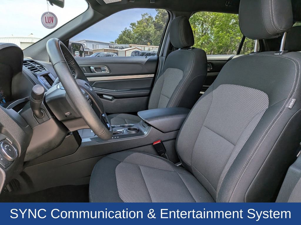 Used 2018 Ford Explorer XLT FWD image 14