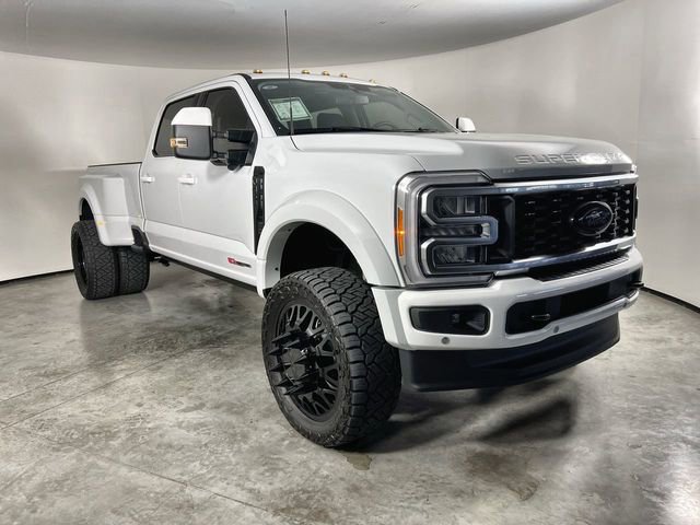 Used 2023 Ford F450 Lariat w/ Lariat Ultimate Package image 2