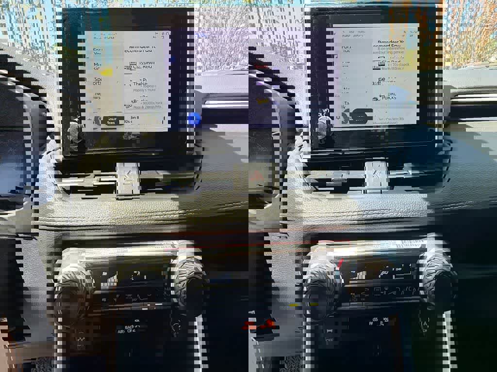 Used 2024 Toyota RAV4 LE image 25