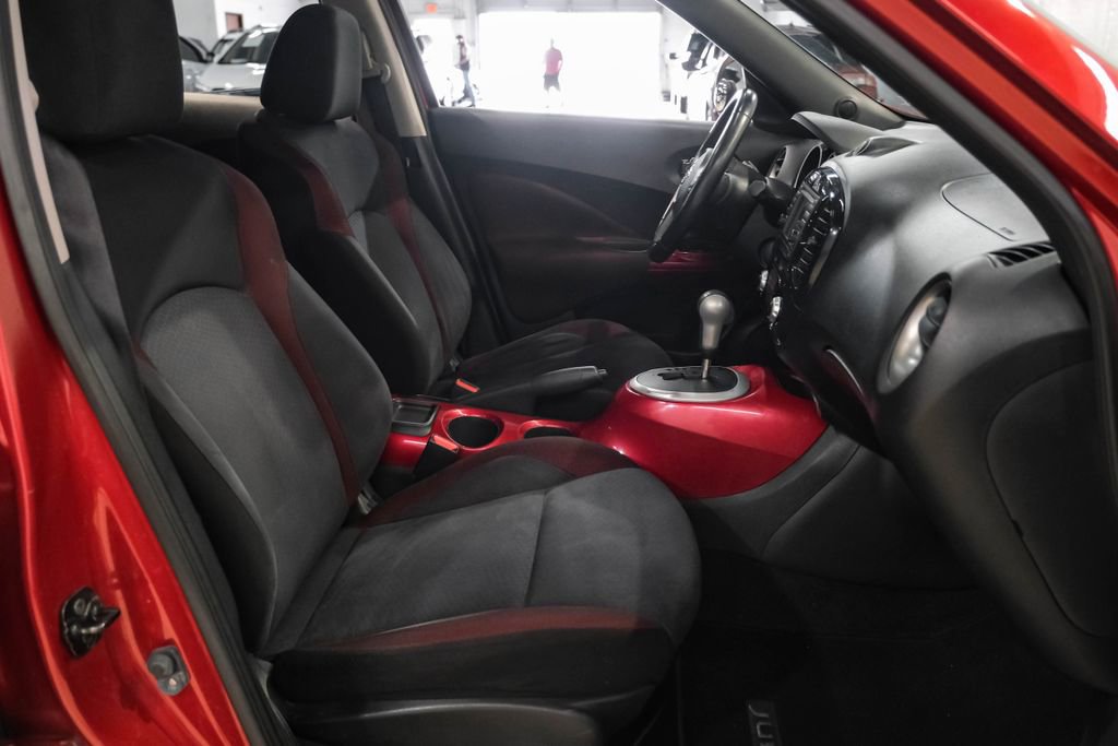 Used 2012 Nissan Juke SV AWD/4WD image 35