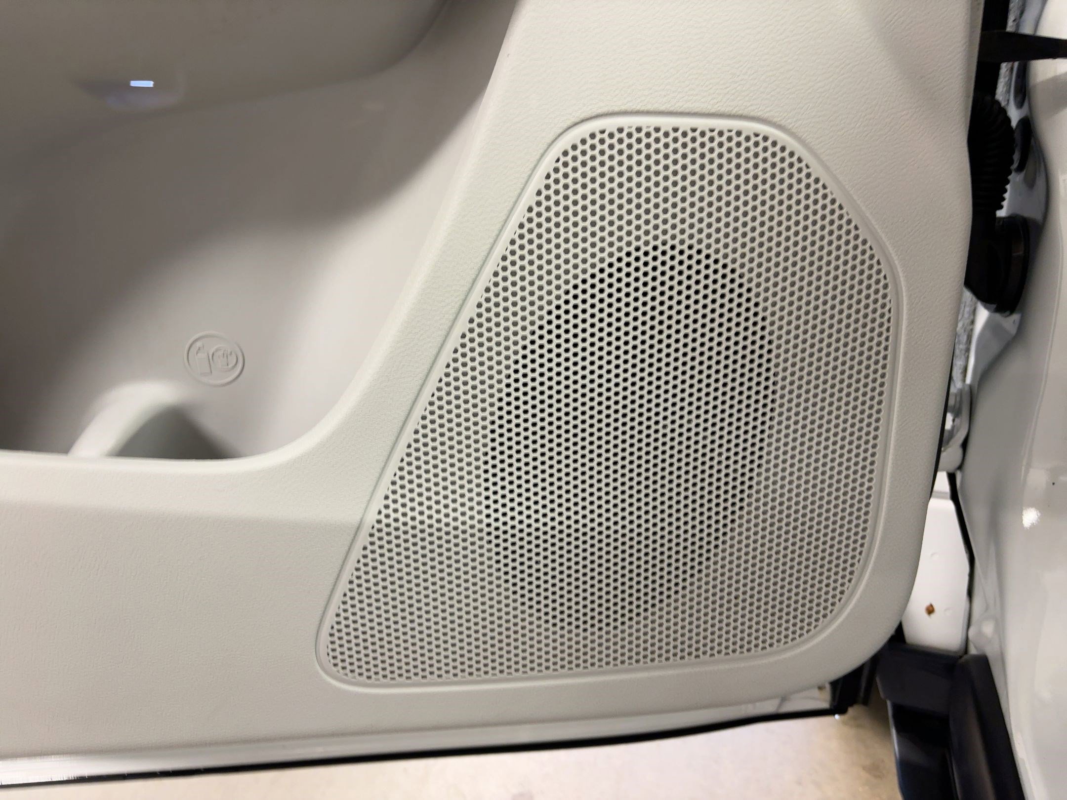 Used 2019 Jeep Cherokee Limited image 22