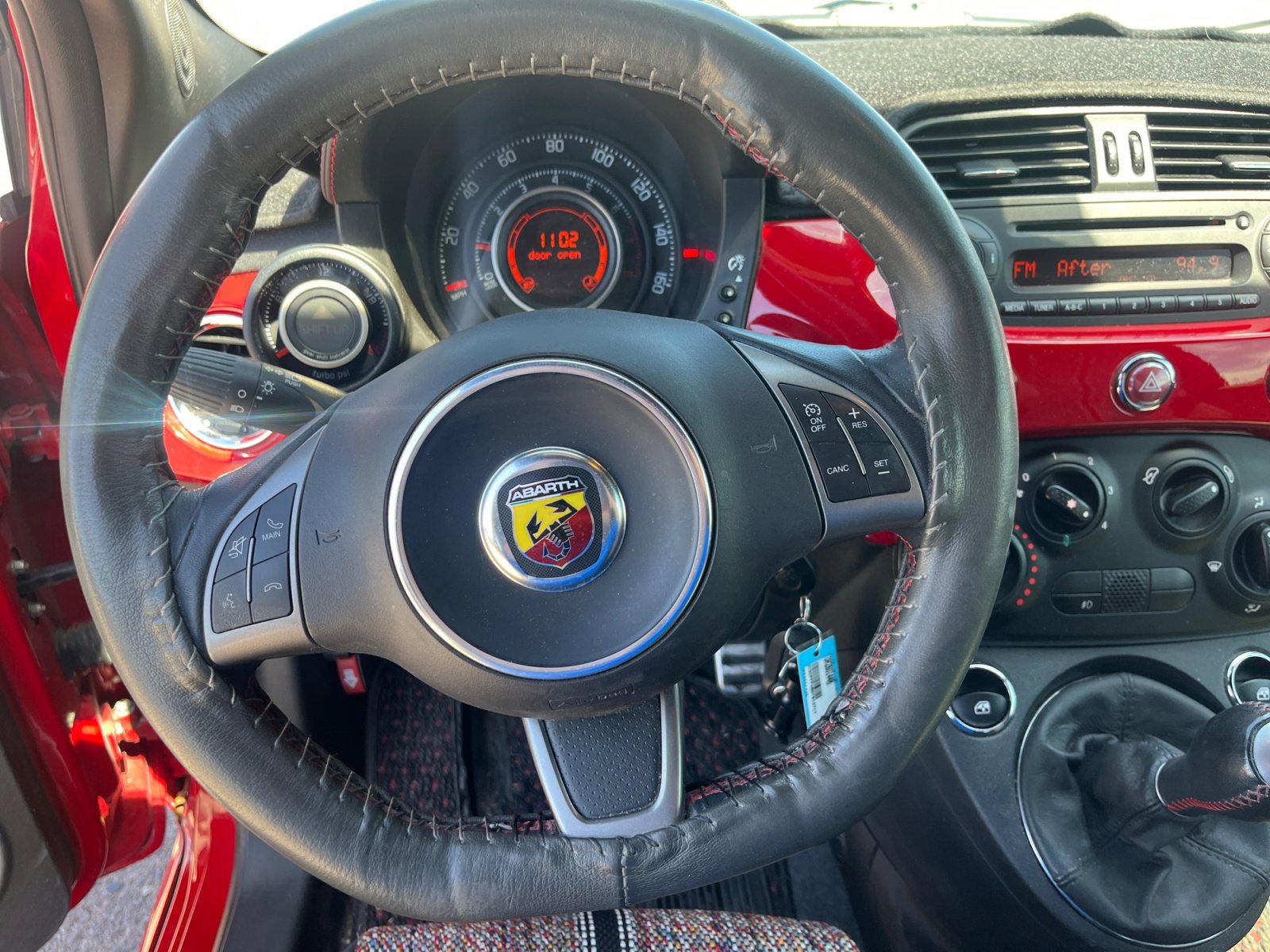 Used 2013 FIAT 500 Abarth FWD image 9