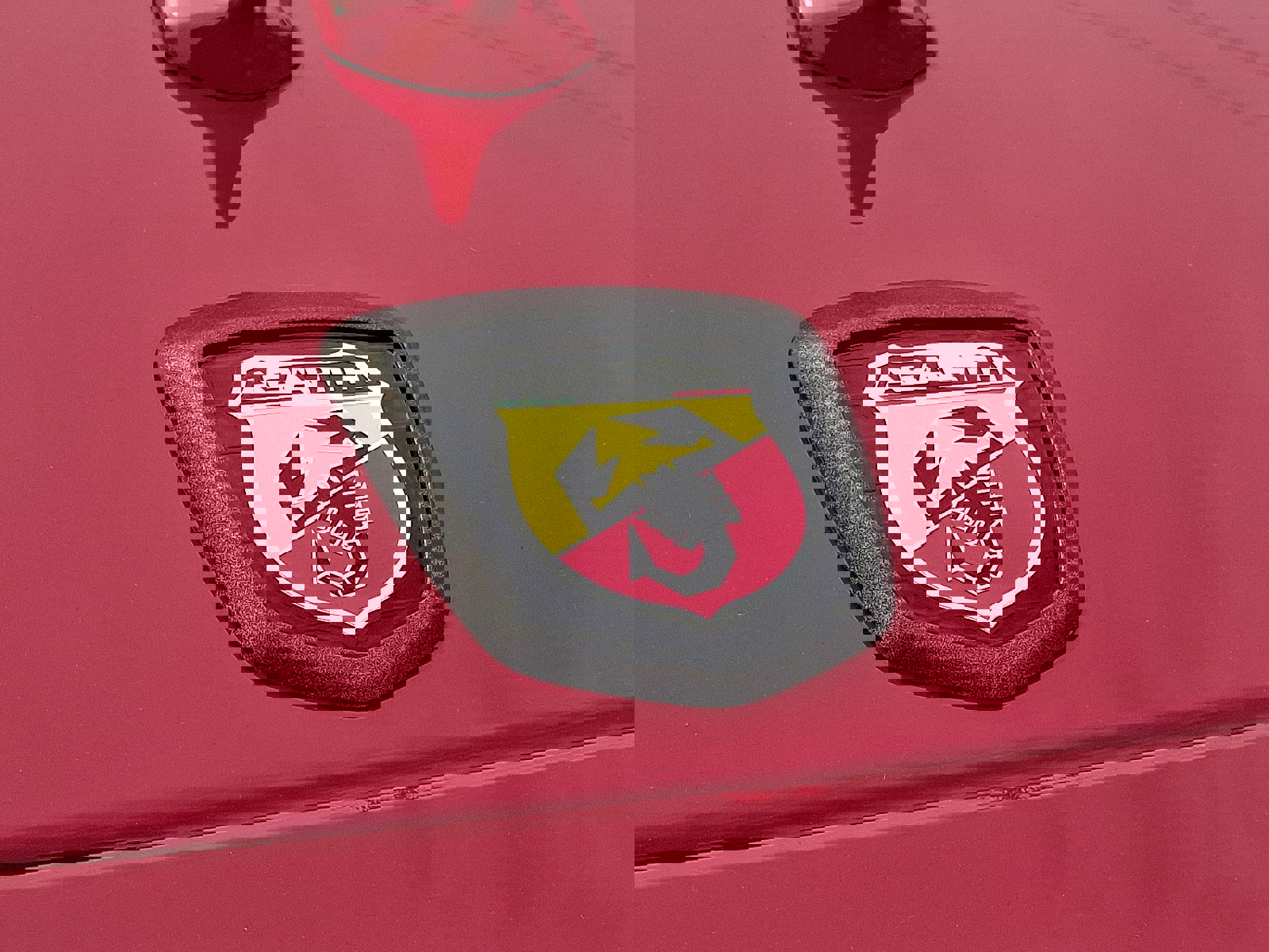 Used 2019 FIAT 124 Spider Abarth w/ Convenience Group image 30