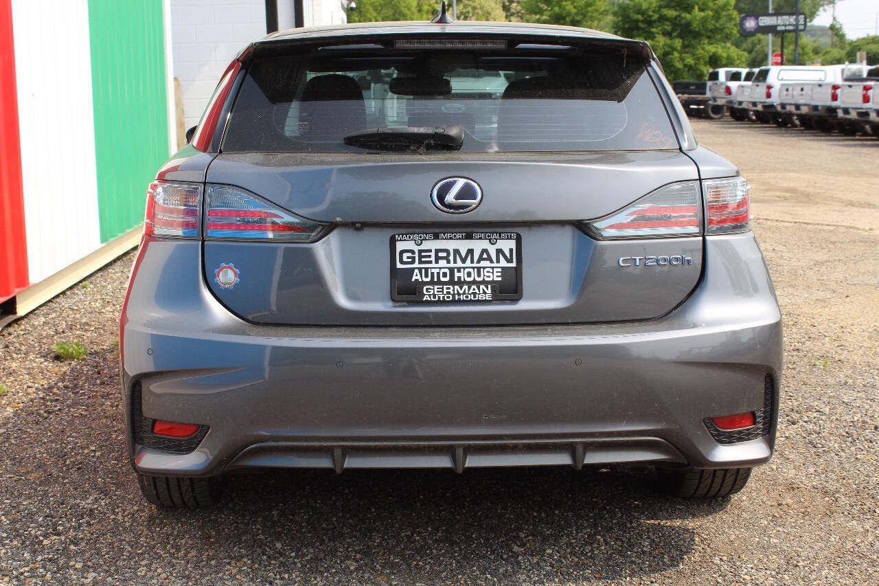 Used 2014 Lexus CT 200h w/ F Sport w/Nuluxe Interior FWD image 6
