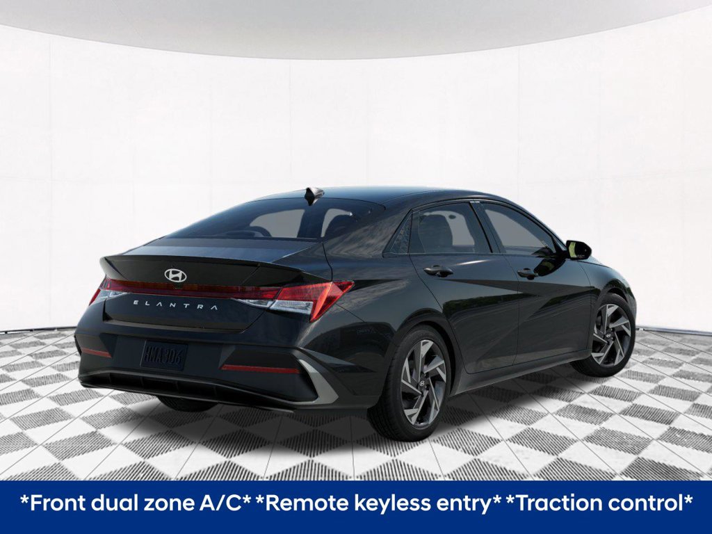 Used 2026 Hyundai Elantra SEL Sport Premium FWD image 6
