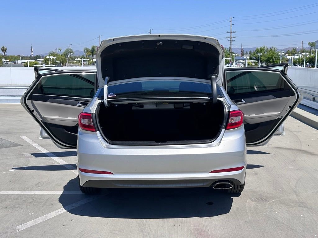 Used 2015 Hyundai Sonata SE FWD image 25