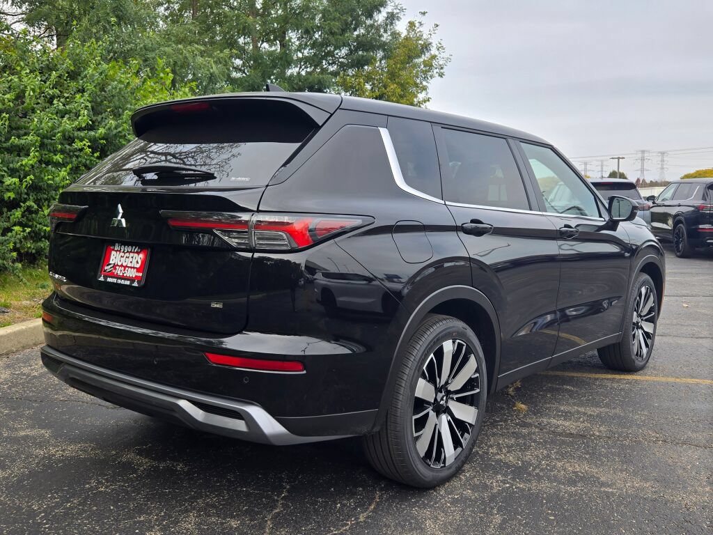 New 2027 Mitsubishi Outlander SE AWD/4WD image 11