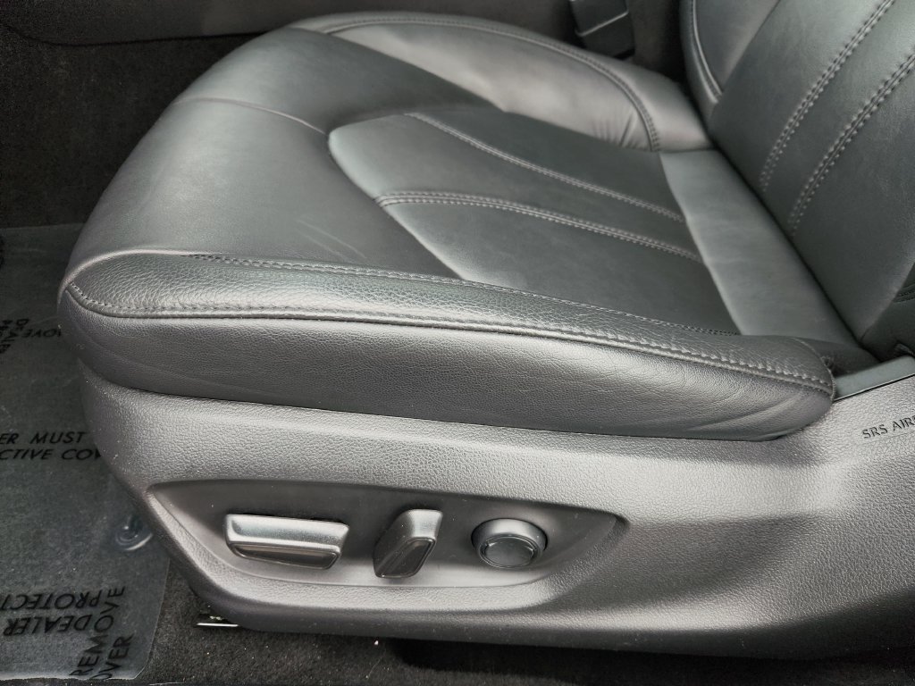 Used 2022 Toyota Avalon XLE FWD image 15