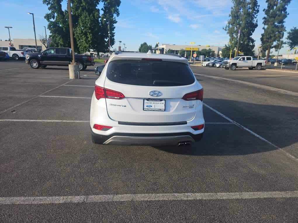 Used 2017 Hyundai Santa Fe Sport w/ 2.0T Ultimate Tech Package 05 FWD image 7