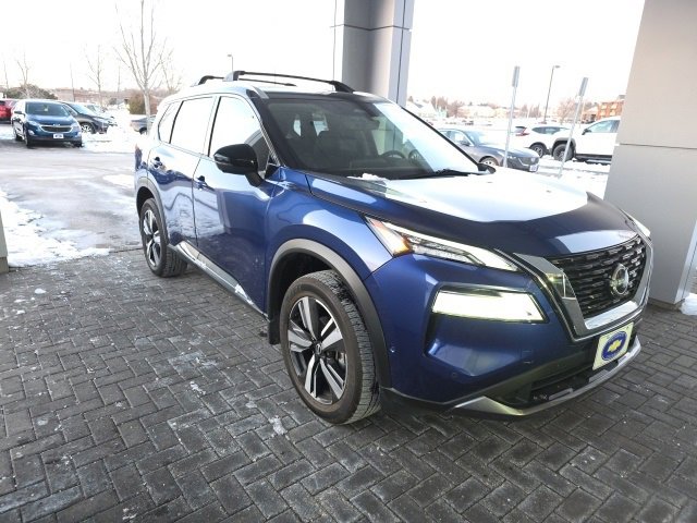 Used 2023 Nissan Rogue SL w/ SL Premium Package image 5