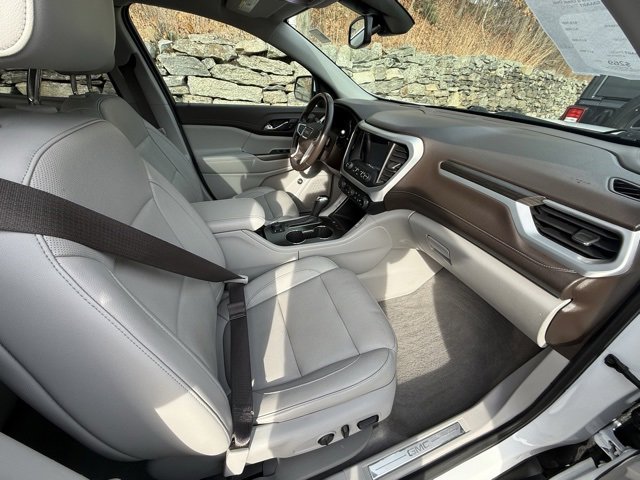 Used 2019 GMC Acadia SLT image 8