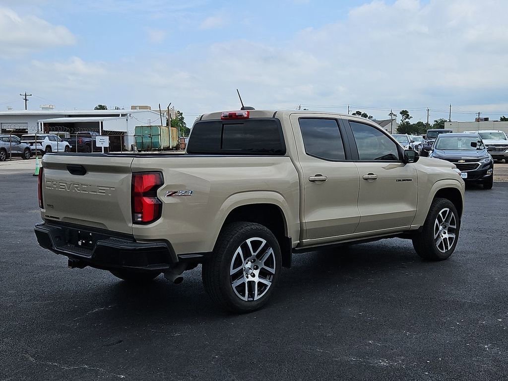 Used 2023 Chevrolet Colorado Z71 w/ Z71 Convenience Package 2 AWD/4WD image 25