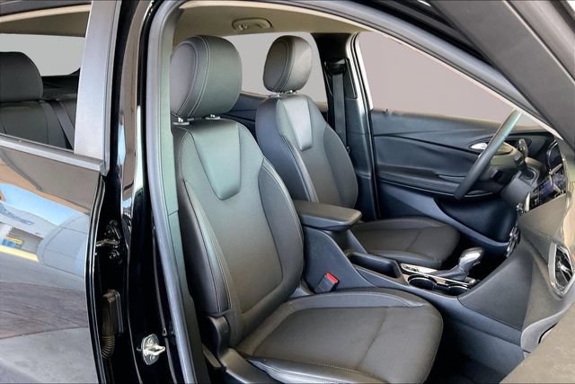 Used 2022 Buick Encore GX Preferred FWD image 19