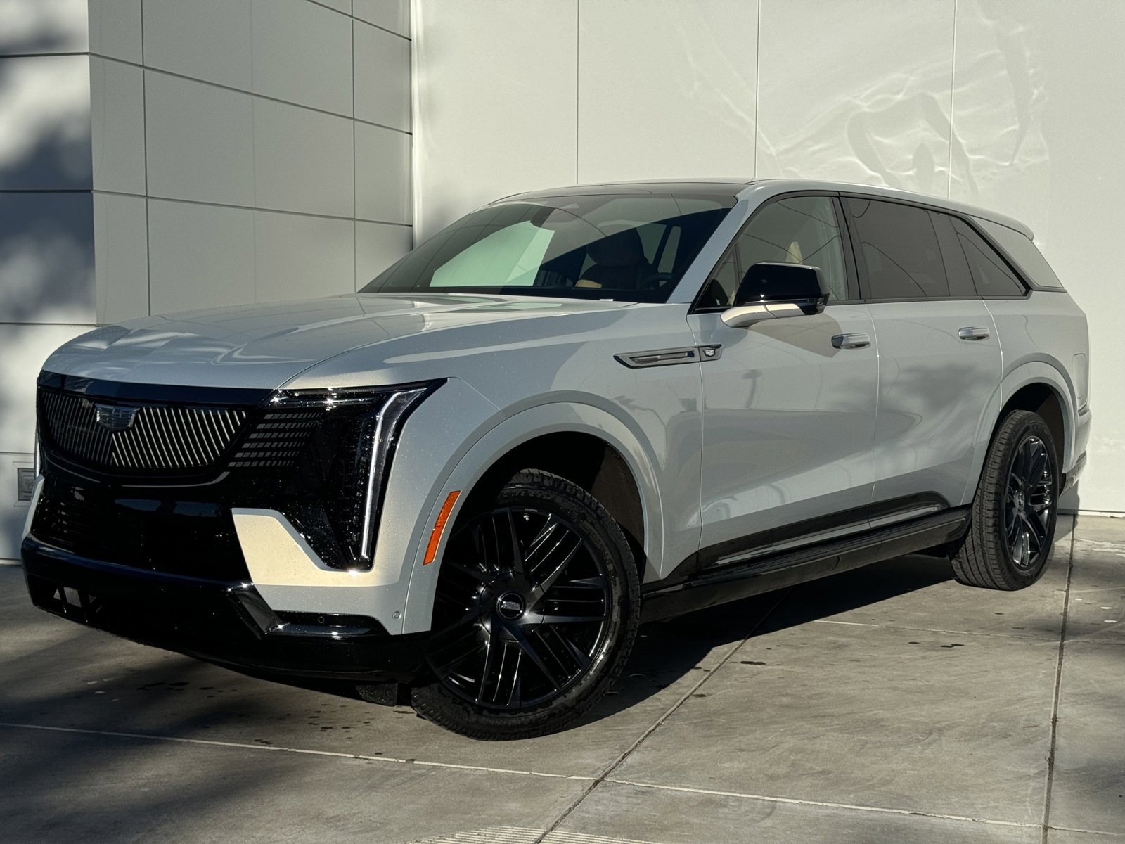 New 2025 Cadillac Escalade IQ Sport 2 w/ LPO, ONYX Package image 2