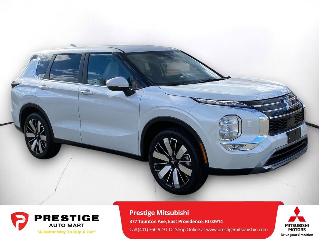 New 2025 Mitsubishi Outlander SE