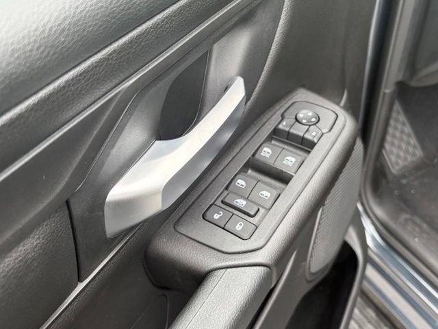 New 2026 RAM 1500 Express AWD/4WD image 12