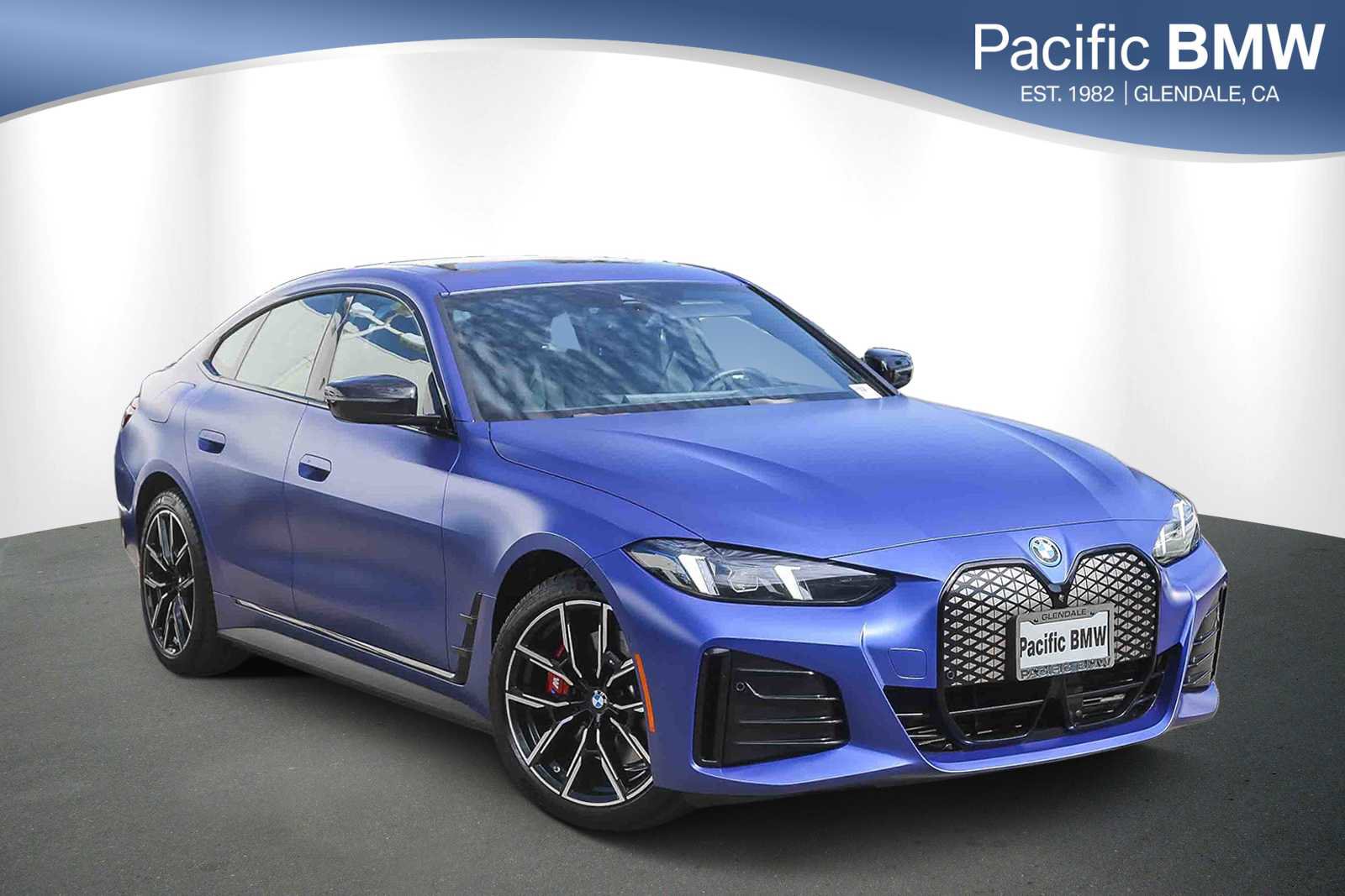 Used 2025 BMW i4 eDrive40 w/ M Sport Package image 1