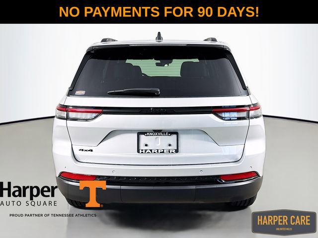 New 2025 Jeep Grand Cherokee Altitude image 7