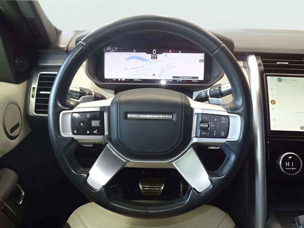 Used 2022 Land Rover Discovery HSE R-Dynamic image 12