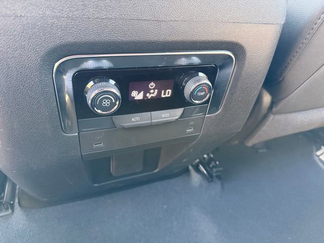Used 2025 Chevrolet Tahoe LT AWD/4WD image 11